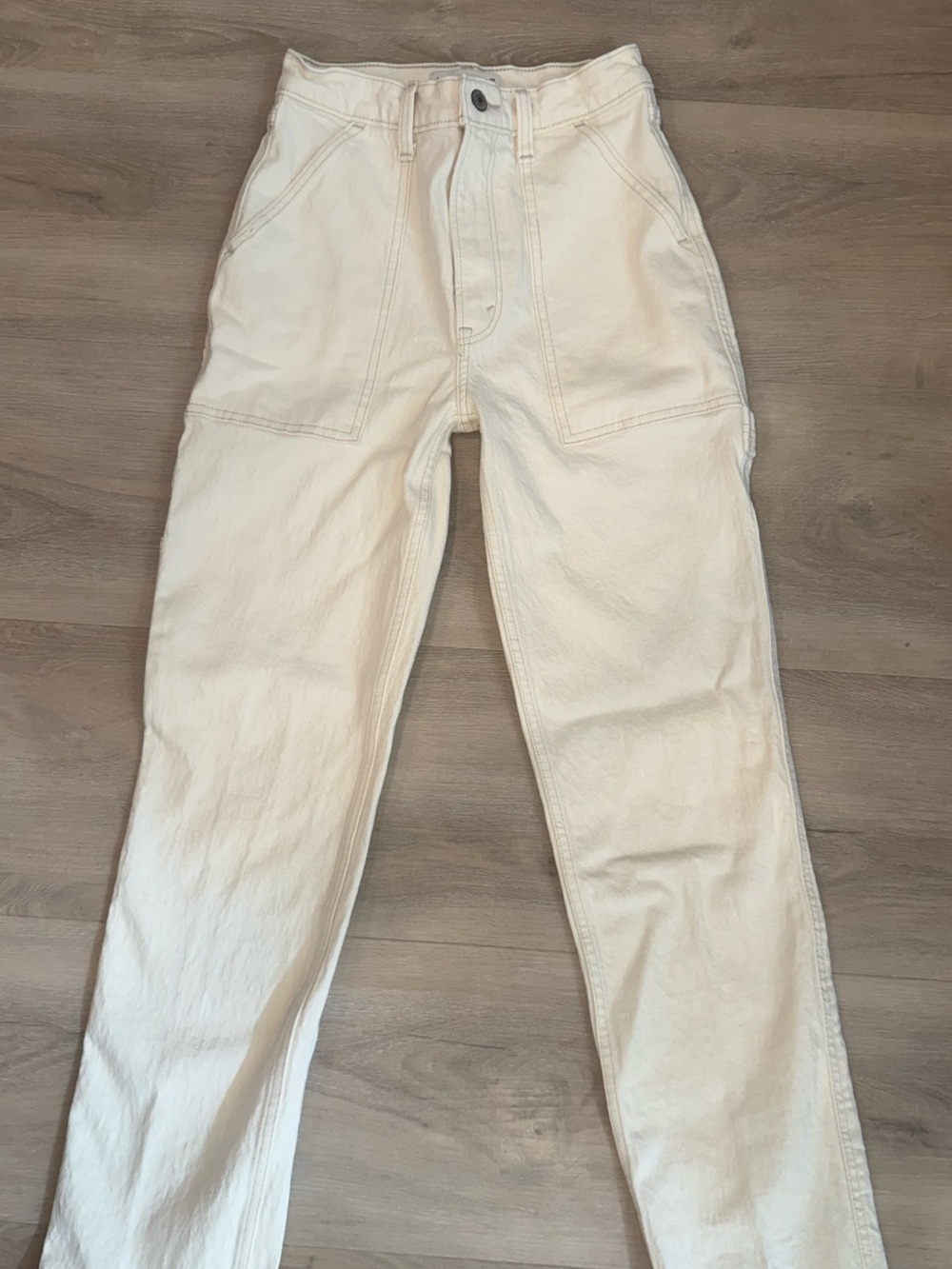 Abercrombie & Fitch Off-White High-Rise Jeans - Picture 2 of 6